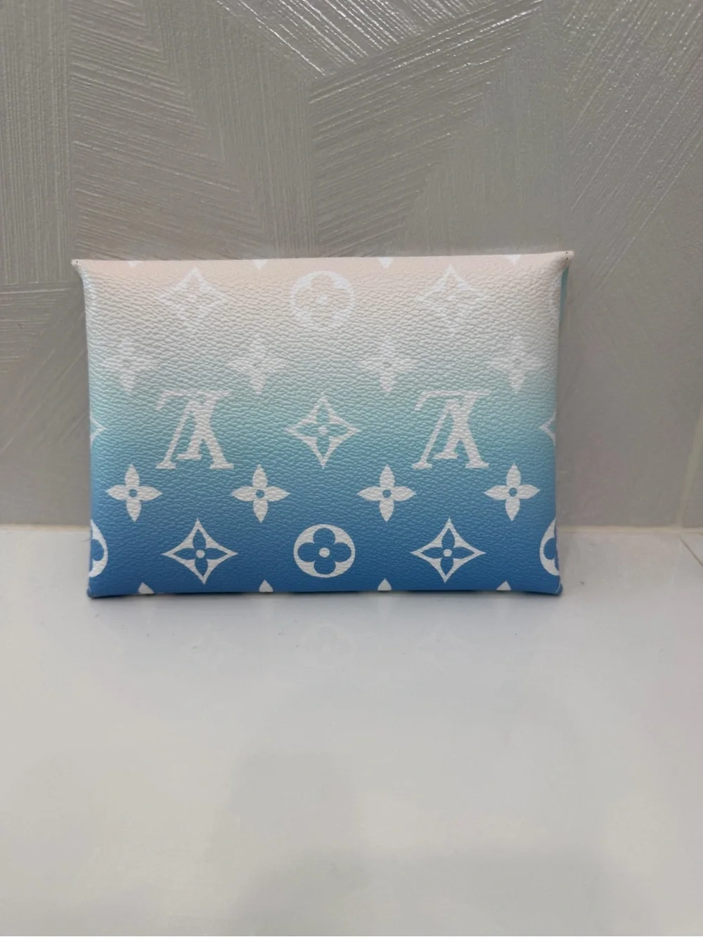 Louis Vuitton this set